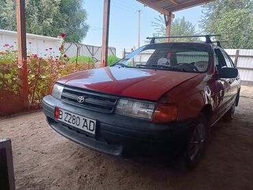 Toyota: Toyota Corolla: 1994 г., 1.3 л, Механика, Бензин, Седан