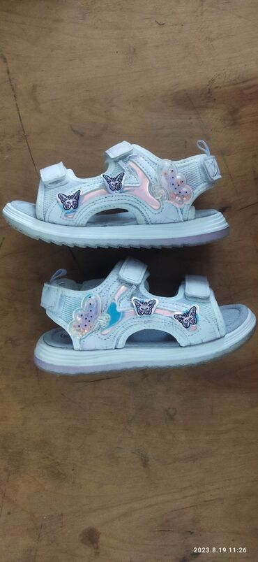 обувь для девочек: Обувь для девочек Яблоко размер 30 коженная ортопедическая 1000сом