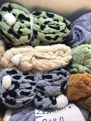 Одеяла и пледы: Плед, Новый, Все сезоны, Двусторонний, Плюшевый — 22