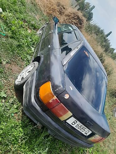 Audi 80: 1988 г., 1.8 л, Механика, Бензин, Седан