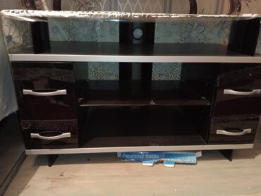 Komodlar: Güzgülü — 5