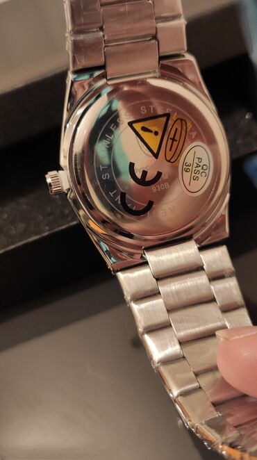 Qol saatları: Yeni, Qol saatı, rəng - Gümüşü — 16