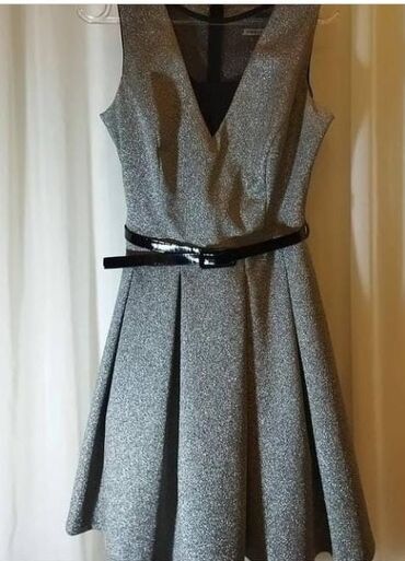 Ziyafət donları: Donlar 1-2defe geyinilmeyib Bir necesin goturene munasib qiymete 10 — 3