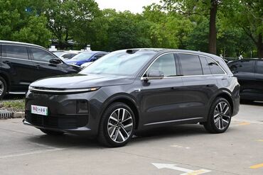 срочно срочно продам машину: Lixiang : 2024 г., 1.5 л, Гибрид, Кроссовер