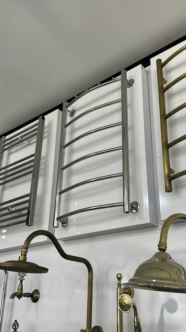 Hamam suşilkaları: Divara quraşdırılan, dəsmal qurutmaq üçün nəzərdə tutulmuş xrom -da lalafo.az — 9 Hamam suşilkaları: Divara quraşdırılan, dəsmal qurutmaq üçün nəzərdə tutulmuş xrom — 9