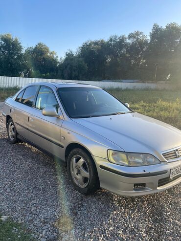 Honda: Honda Accord: 1999 г., 1.8 л, Механика, Бензин, Седан