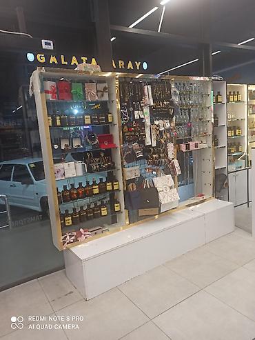 qaraj kirayə: 📢 Market daxilində ətir satış yeri icarəyə verilir! . Ətir satışı — 1