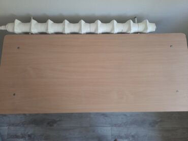 флипчарты ikea с дополнительными планками: Стол ученический.

120х50х62