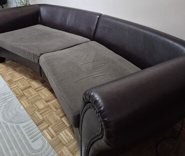 Sofe i kaučevi: Vrhunski cetvorosed koža -  mebl. Ovalnog dizajna jako zanimljiva — 9