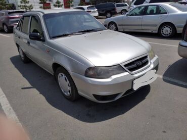 капият: Daewoo Nexia: 2009 г., 1.6 л, Механика, Бензин, Седан