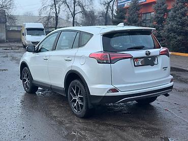 Toyota: Toyota RAV4: 2018 г., 2 л, Вариатор, Бензин, Кроссовер — 4