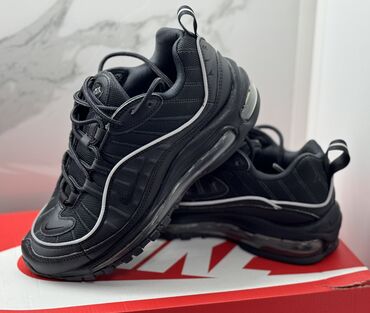 Кроссовки и спортивная обувь: Кроссовки, 38, Nike, Б/у, цвет - Черный, Самовывоз at lalafo.kg Кроссовки и спортивная обувь: Кроссовки, 38, Nike, Б/у, цвет - Черный, Самовывоз