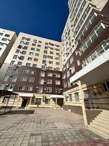 квартира 7 мкрн: 3 комнаты, 108 м², Элитка, 7 этаж, ПСО (под самоотделку)