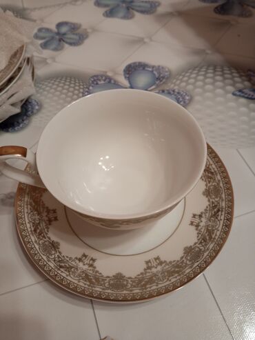 Fincanlar: Fincanlar, rəng - Qızılı, 6 ədədli dəst, Türkiyə — 6