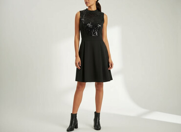 ekstrawaganckie sukienki wieczorowe: Women`s dress, size S