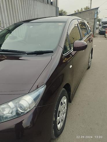таюота виш: Toyota WISH: 2011 г., Минивэн — 8