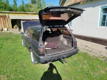 Volkswagen: Volkswagen Passat: 1992 г., 1.8 л, Механика, Бензин, Универсал