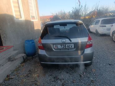 транспорт каракол: Honda Fit: 2003 г., 1.5 л, Автомат, Бензин