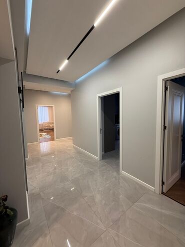 Yeni tikili: Badamdar qəs., 3 otaqlı, Yeni tikili, 147 kv. m — 2