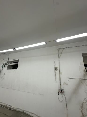 поялная лампа: 200 кв метр цехтин электро монтажы сатылат. 62 лампа жана провотор