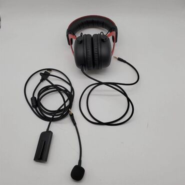 Səsgücləndiricilər, qulaqlıqlar və mikrofonlar: İdeal vəziyyətdə, tam original HyperX Cloud II Gaming Headset. USA-dan