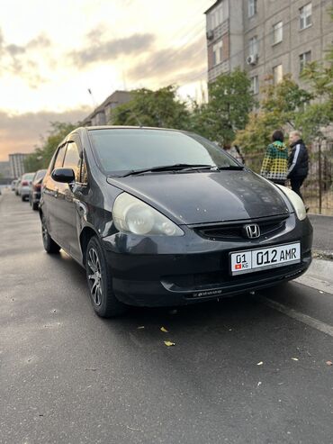 бишкек автомобиль: Honda Fit: 2004 г., 1.3 л, Вариатор, Бензин, Хетчбек