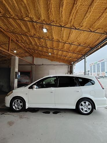 Продажа авто: Honda Stream: 2005 г., 2 л, Автомат, Бензин, Универсал — 3