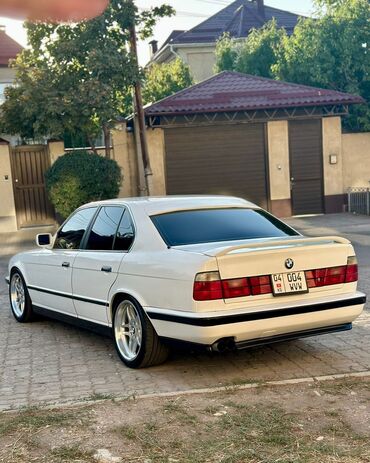 BMW: BMW 5 series: 1991 г., 3 л, Бензин, Седан