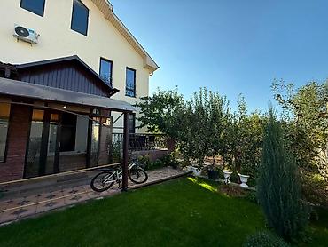 Продажа коттеджей и домов: 6 комнат, 235 м², 7 соток, Бишкек, Кок-Жар мкр Агентство недвижимости — 2