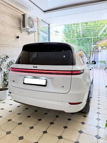 купить китайский автомобиль: Lixiang L9: 2025 г., 1.5 л, Автомат, Гибрид, Внедорожник — 2