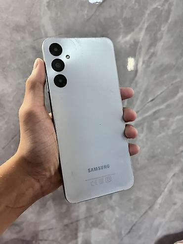 оперативка 32: Samsung Galaxy A35 5G, Б/у, 128 ГБ, цвет - Белый, 1 SIM — 2