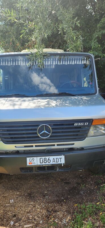 шины на грузовой автомобиль: Mercedes-Benz Vario: 2008 г., 4.3 л, Механика, Дизель