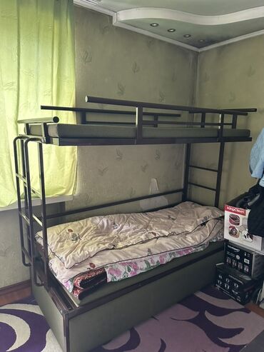 купить двух ярусную кровать: Трех ярусная металлическая кровать с мягкими матрасами - Прочная