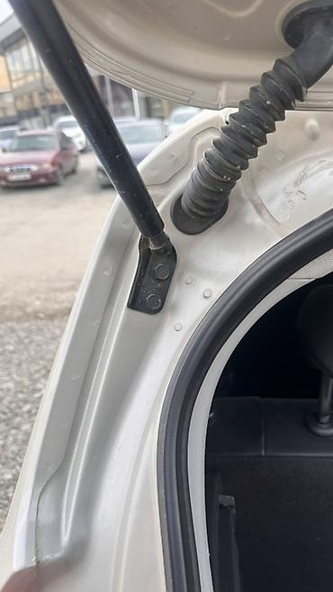 Chevrolet: Chevrolet Spark: 2015 г., 1 л, Автомат, Бензин, Хэтчбэк — 8