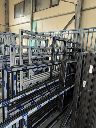 изготовление шкаф купе в прихожую на заказ: Алюминиевые окна на заказ, Стандартные