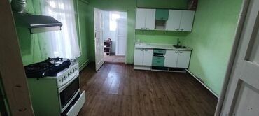 сдаю дом рухий мурас: 40 м², 2 комнаты, Утепленный, Бронированные двери, Парковка