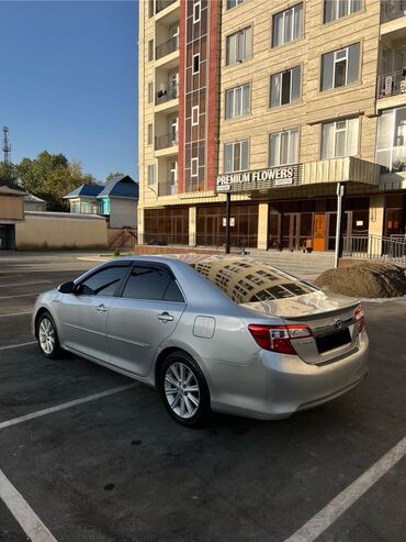 машина хайлендер: Toyota Camry: 2012 г., 2.5 л, Вариатор, Гибрид, Седан