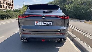 byd e6: Changan Uni-Z: 2025 г., 1.5 л, Робот, Бензин, Внедорожник — 5