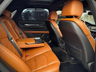 Cadillac: Cadillac Escalade: 2018 г., 2 л, Бензин, Седан — 8