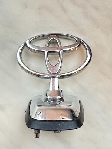 diski nissan: Toyota embleması