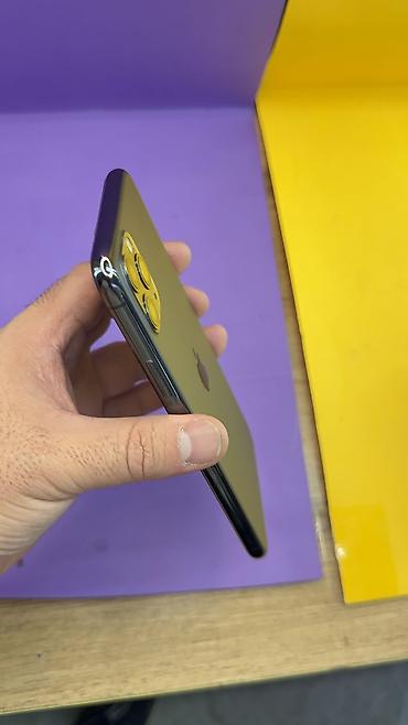 Apple iPhone: IPhone 11 Pro Max, Б/у, 256 ГБ, 81 % — 10