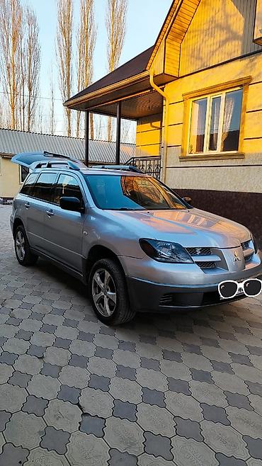sprinter 4 4: Mitsubishi Outlander: 2003 г., 0.2 л, Механика, Бензин, Кроссовер — 1