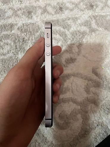 Apple iPhone: IPhone SE, 32 GB, Space Gray — 3