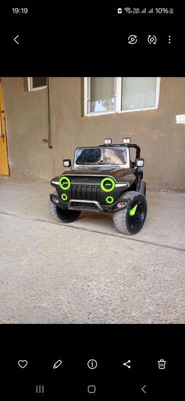 uşaq polis maşınları: Uşaq maşını 4x4