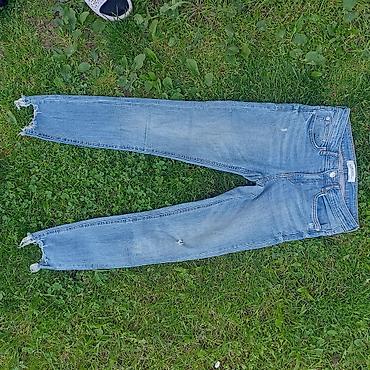 zenske mini torbice: Ženske farmerke – više modela i boja,sve 1000din,velicina m ili 38 — 6