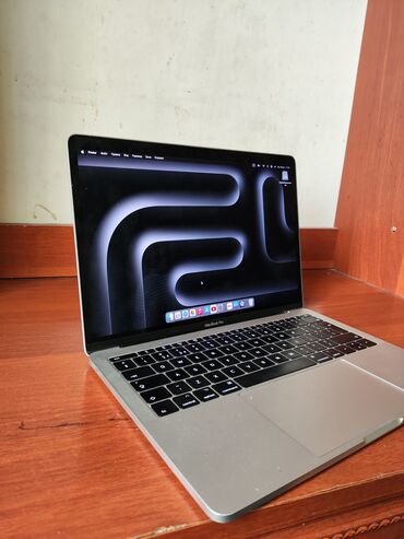 студийный микрофон: Ноутбук, Apple, 8 ГБ ОЭТ, Intel Core i7, 13.3 ", Жумуш, окуу үчүн, эс тутум SSD
