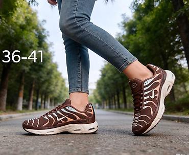 Patike: Tn patike 
Brojevi su naglaseni na slikama 
Cena 3600 din — 11