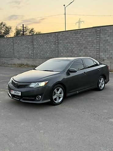 byd tank: Toyota Camry: 2014 г., 2.5 л, Автомат, Бензин, Седан — 1