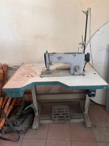emmi tikis fabriki: Tikiş maşını 100 AZN satılır Parçada tikir əsas qalın parçaları tıkir