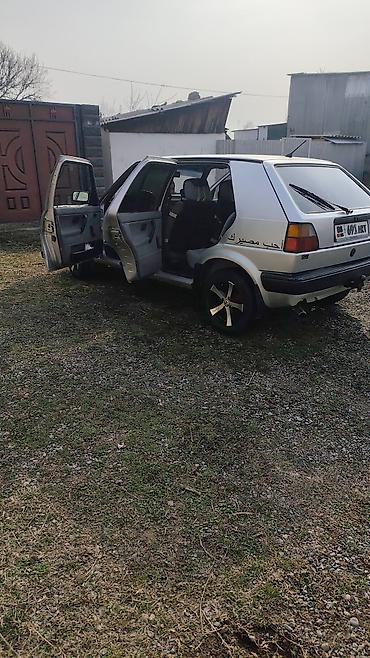 Volkswagen: Volkswagen Golf: 1988 г., 1.8 л, Ручные, Бензин, Седан — 3
